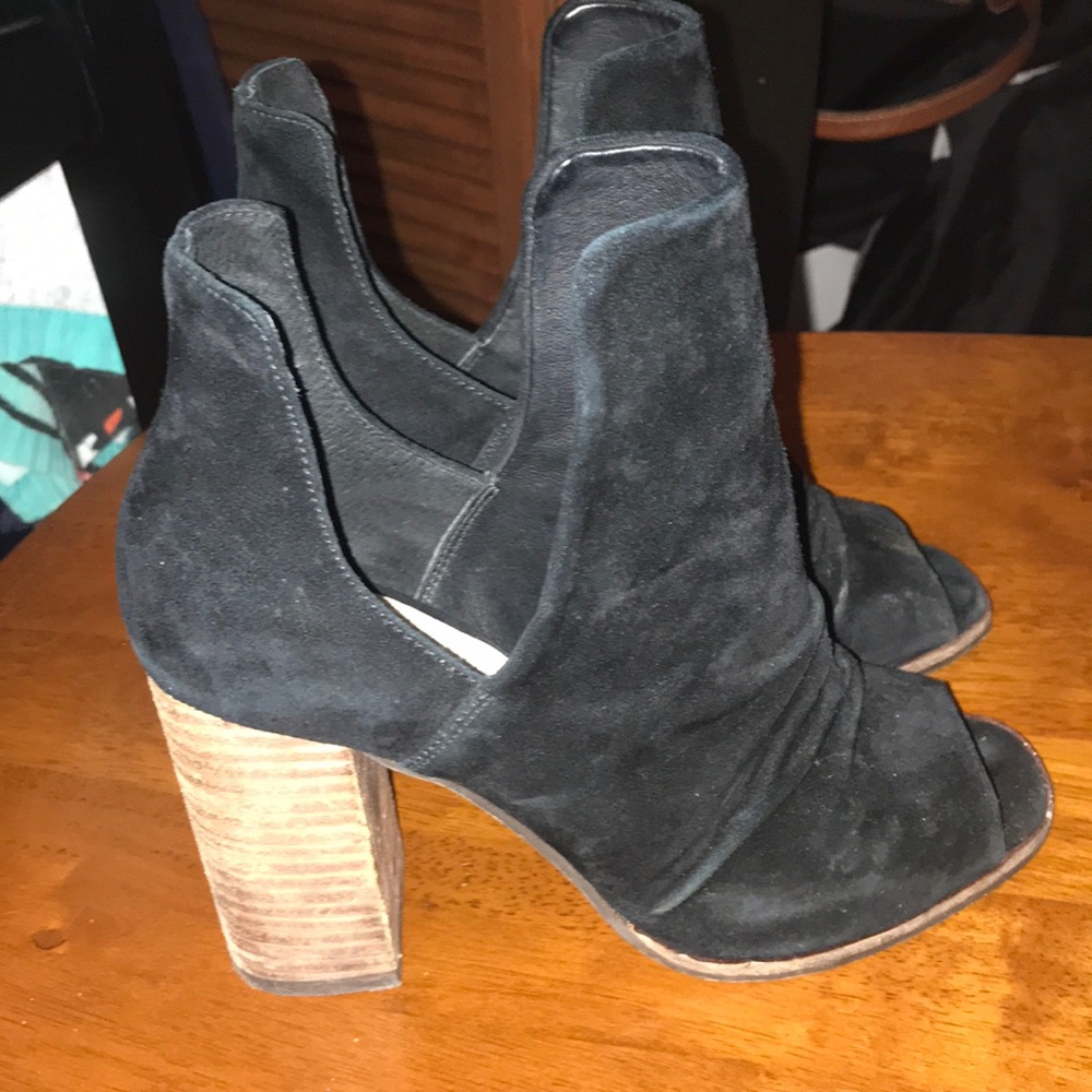 LF Chinese laundry Kristin Cavallari peep toe boot